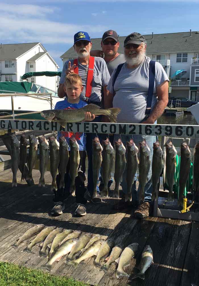 lake erie guided walleye fishing. Amazing day fishing Walleye